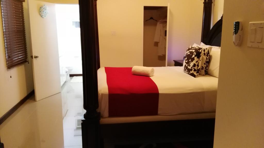 Relax Villa Очо Риос Екстериор снимка